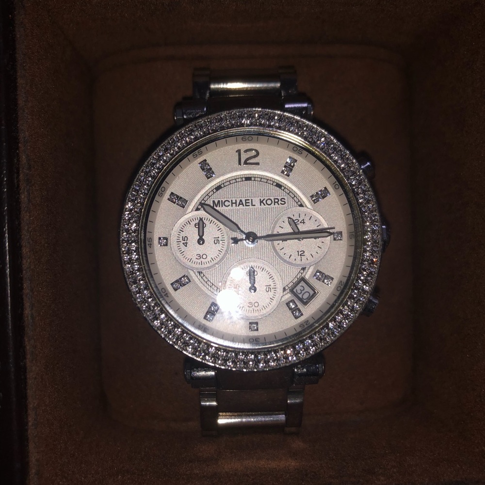 Michael Kors Diamond rim Watch